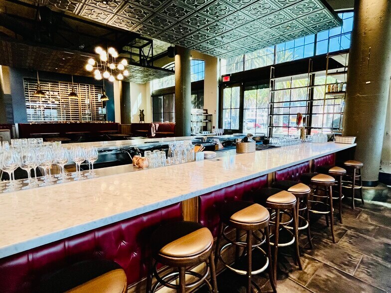 66 Franklin St, Oakland, CA for lease - Interior Photo - Image 2 of 10