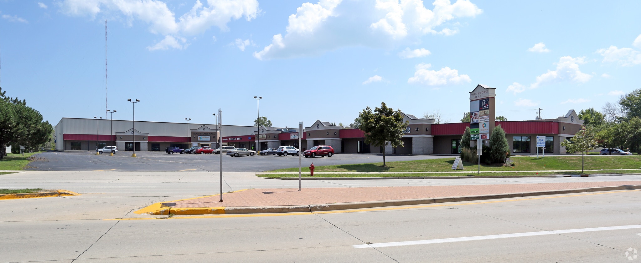 3319-3321 S Business Dr, Sheboygan, WI for lease Primary Photo- Image 1 of 6