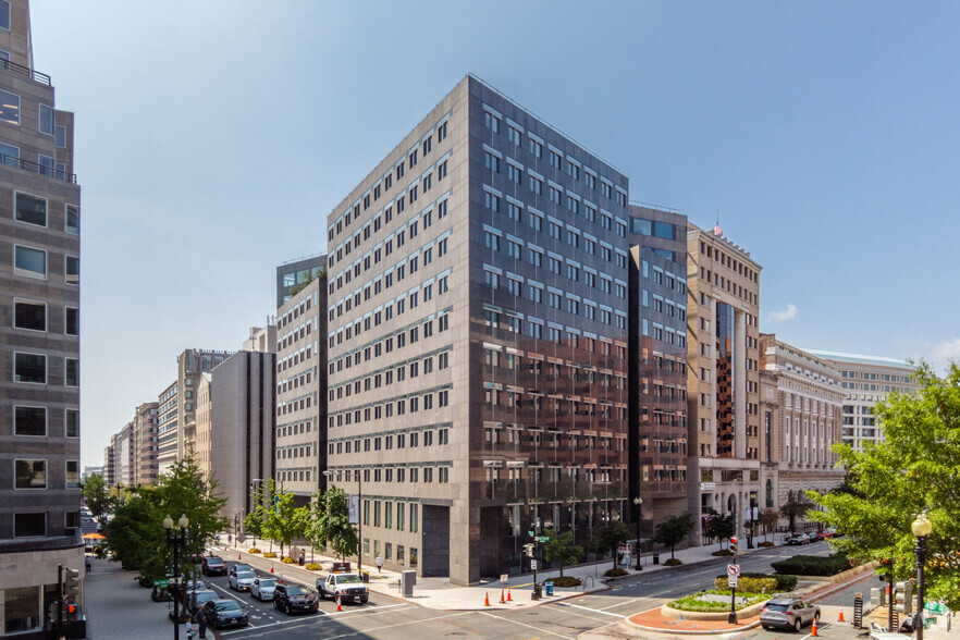 1200 New York Ave NW, Washington, DC for lease - Building Photo - Image 3 of 4