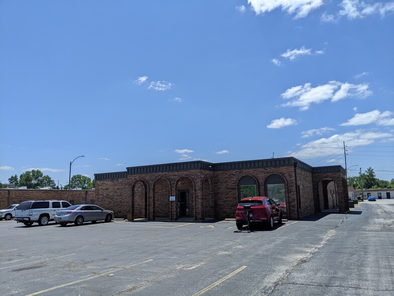 6600 W Main St, Belleville, IL for lease - Building Photo - Image 2 of 8