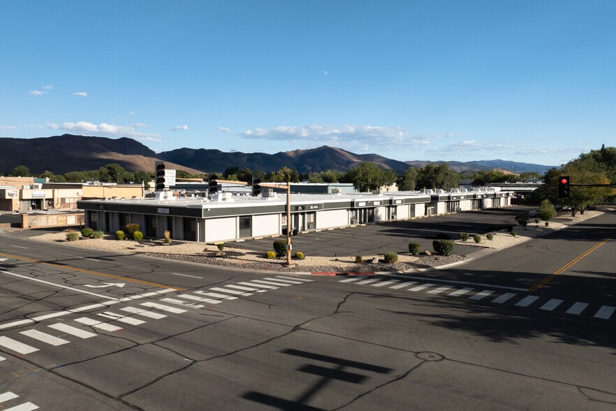 1550-1574 Linda Way, Sparks, NV for lease - Building Photo - Image 1 of 3