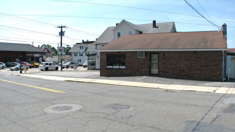 177 E Main St, Torrington, CT for sale - Building Photo - Image 1 of 1