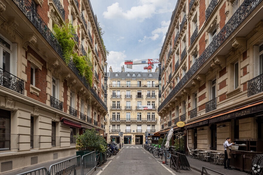 29 Rue Marbeuf, Paris for lease - Building Photo - Image 3 of 30