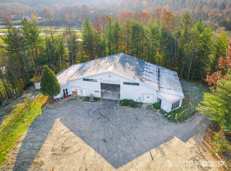 4050 Tall Timber Rd NE, Mineral City, OH for sale - Building Photo - Image 1 of 1