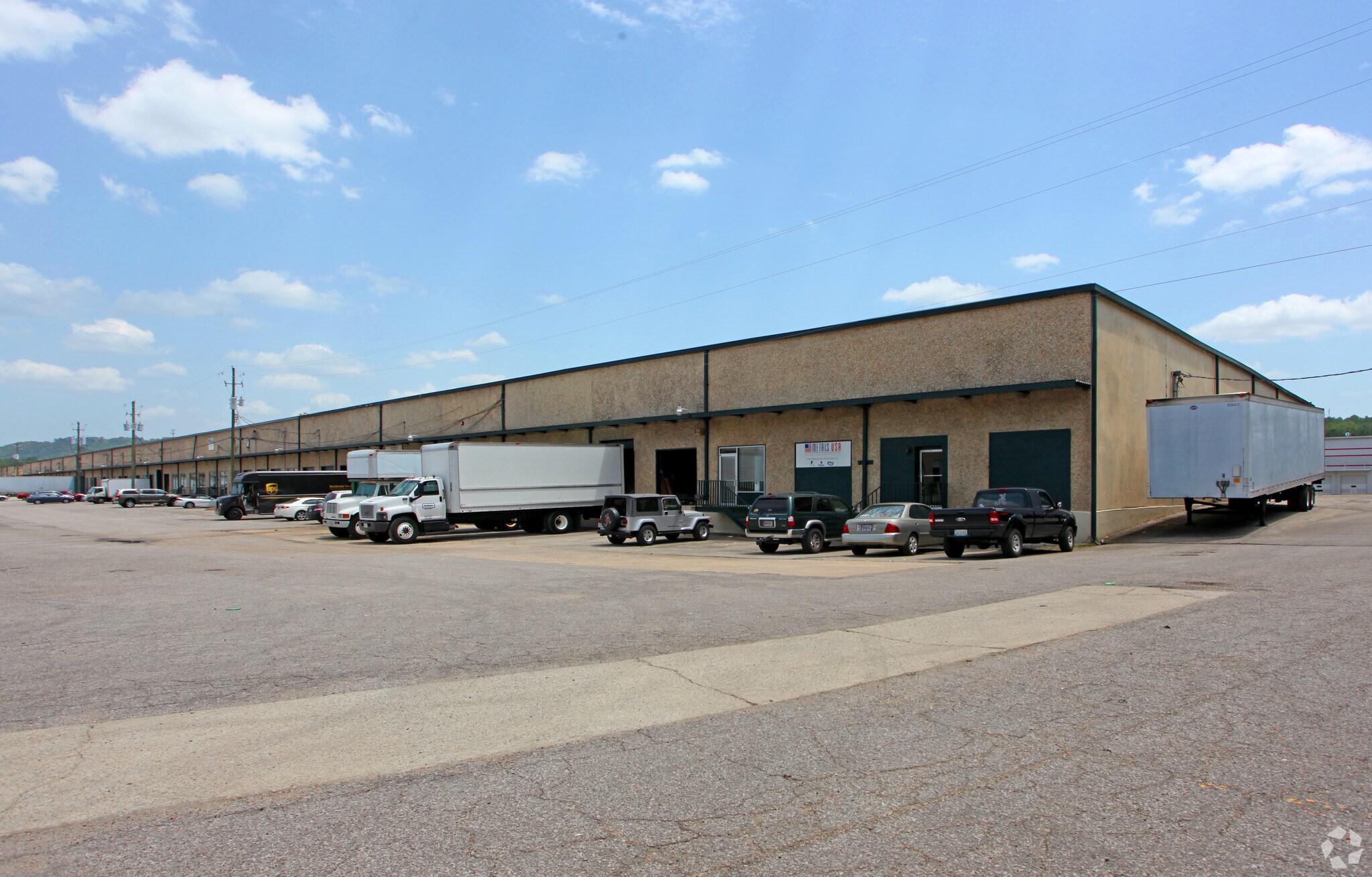 201 Distribution Dr, Birmingham, AL for sale Primary Photo- Image 1 of 1