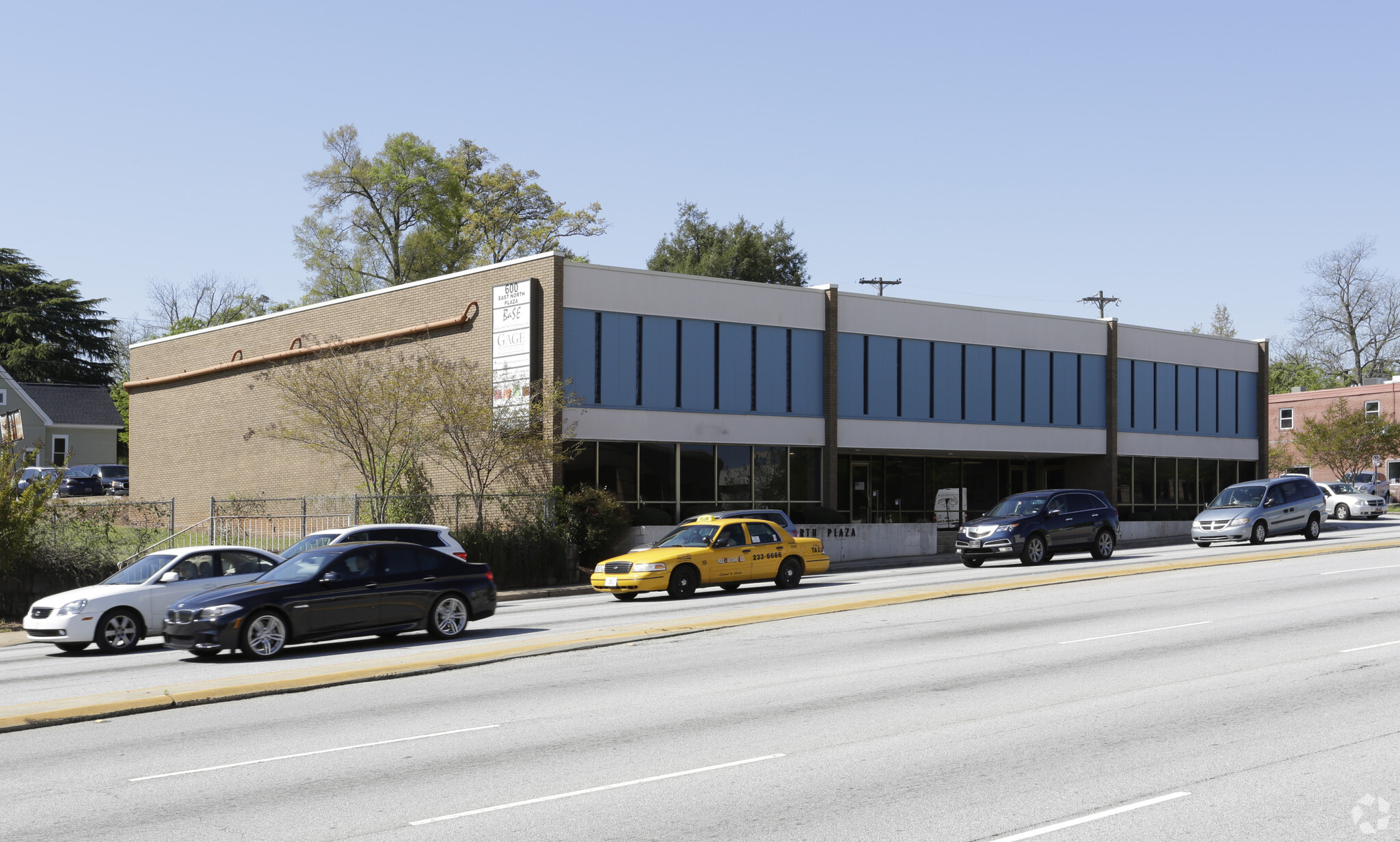 600 E North St, Greenville, SC for lease Building Photo- Image 1 of 14