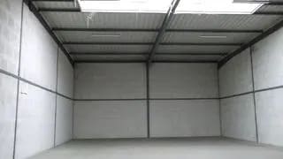 Industrial in Bondy for lease - Interior Photo - Image 1 of 3