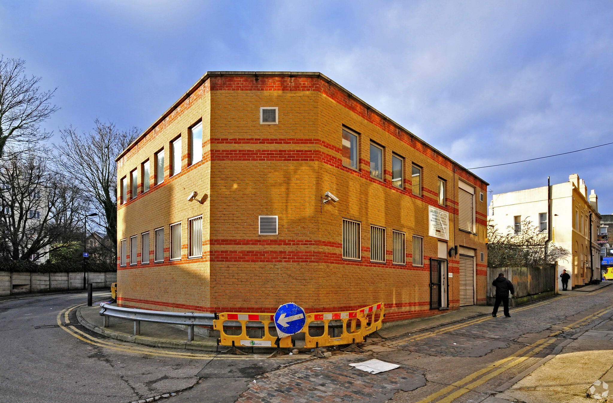 10 Amhurst Ter, London for sale Building Photo- Image 1 of 1