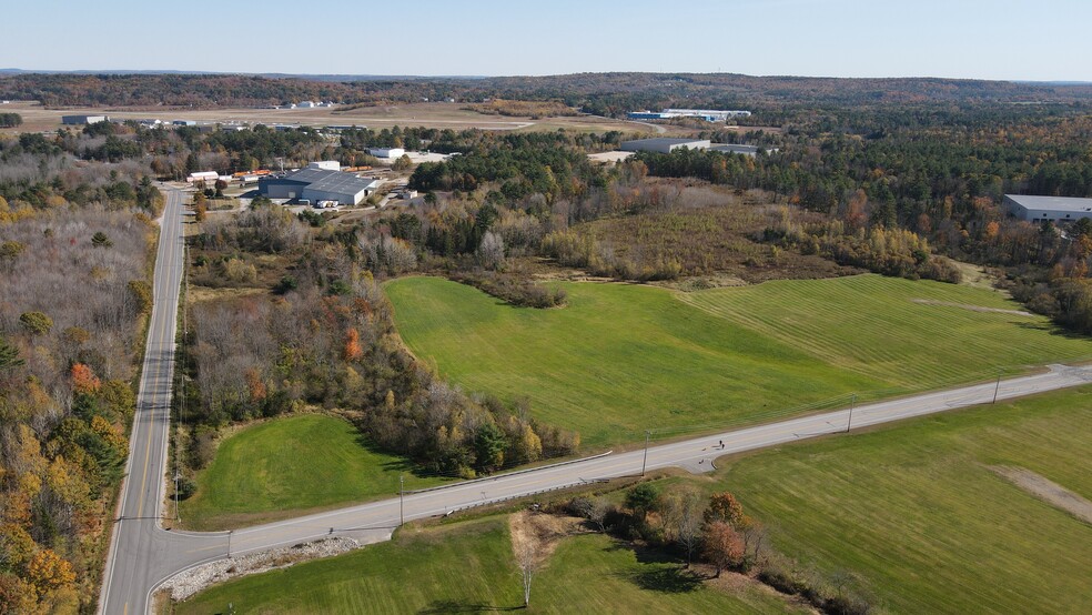 586 Lewiston Junction Rd, Auburn, ME for sale - Building Photo - Image 2 of 13