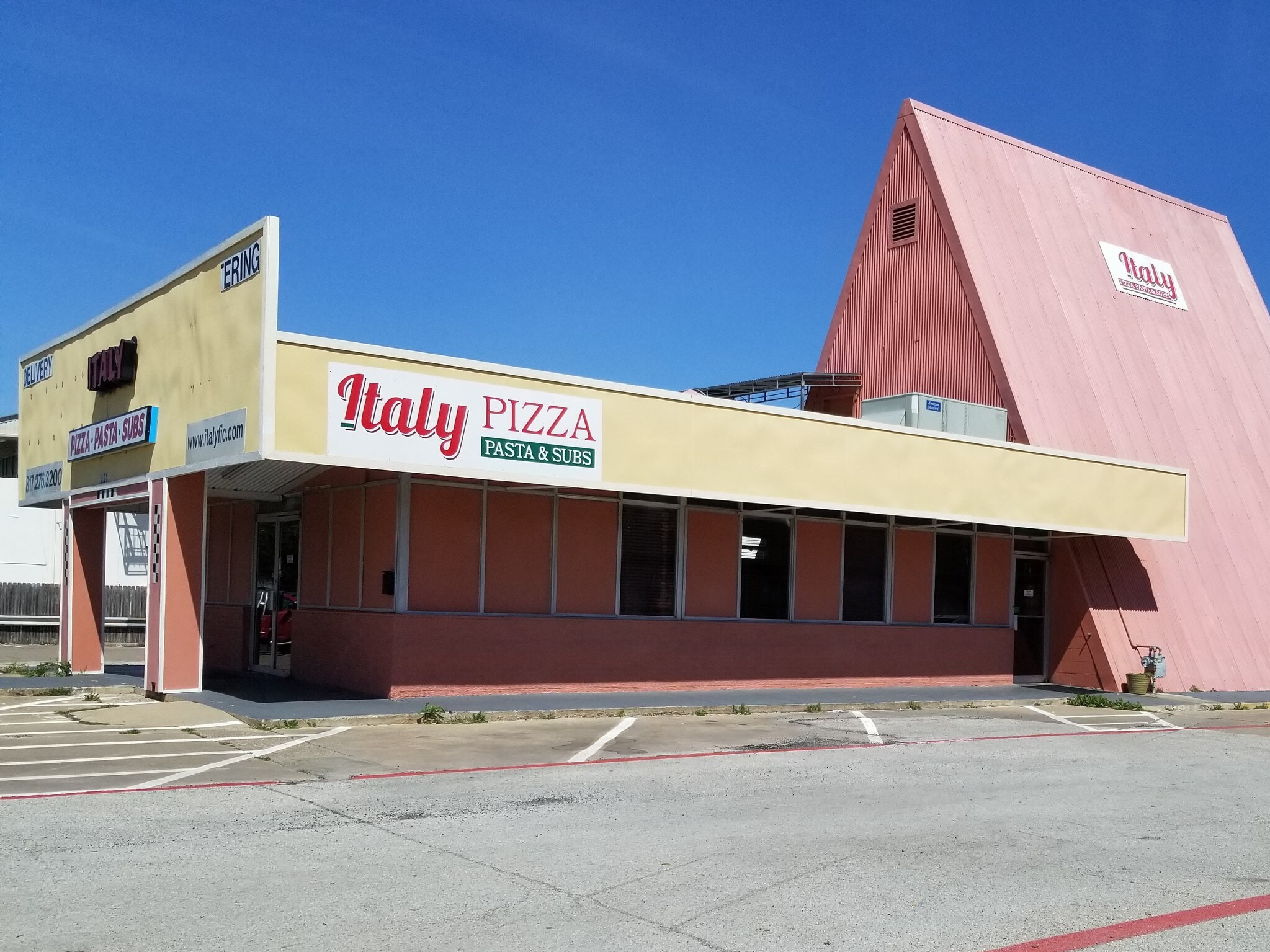 2221 Browning Dr Just Off East Pioneer Pkwy, Arlington, TX for sale Building Photo- Image 1 of 1