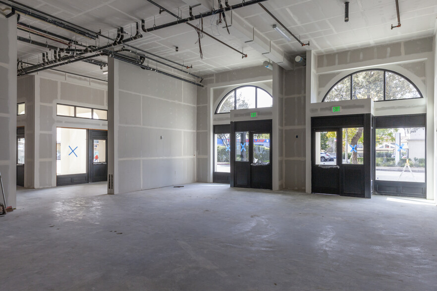 656-674 Lincoln Ave, Pasadena, CA for lease - Interior Photo - Image 3 of 9