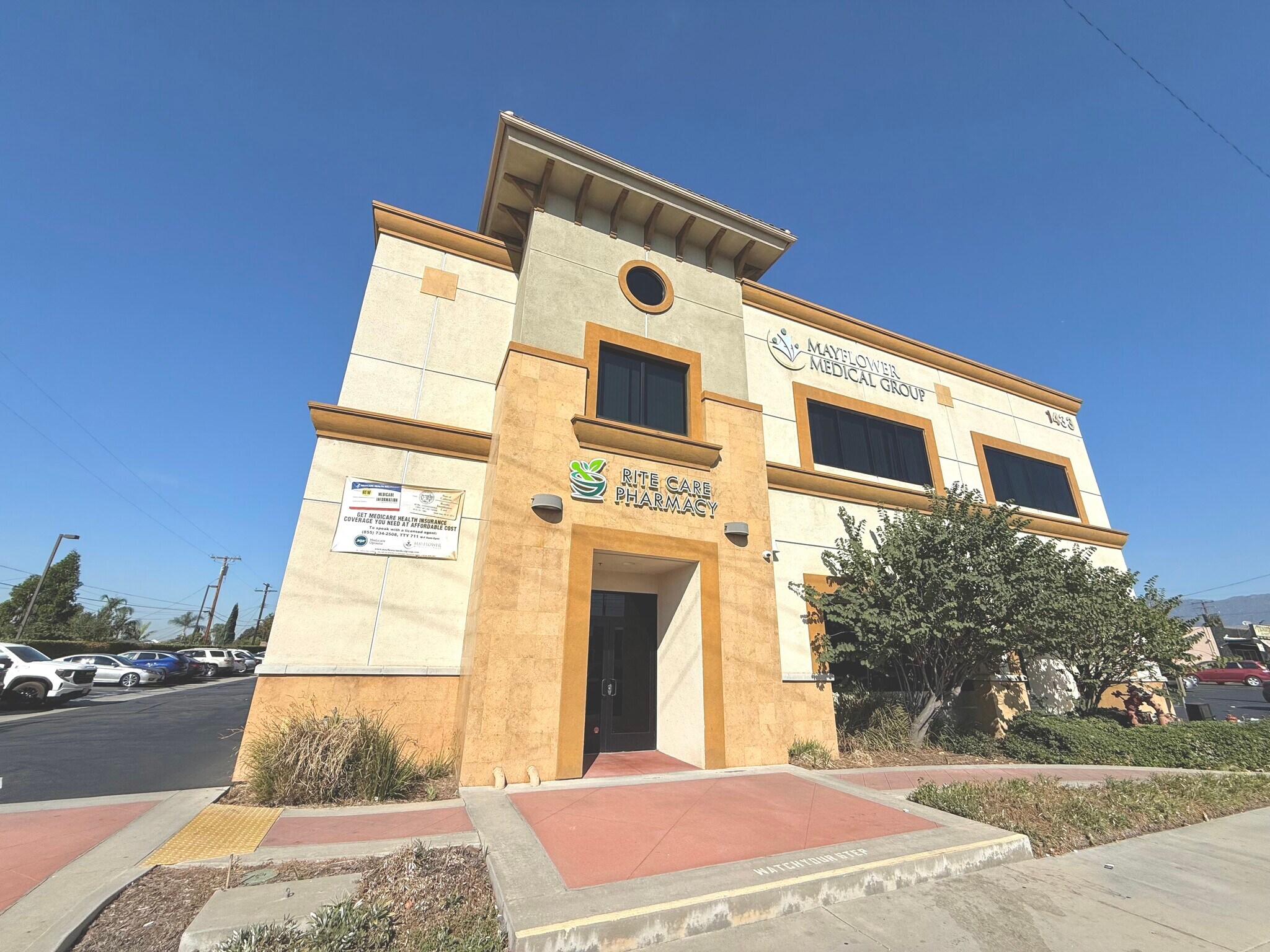 1433 N Hollenbeck Ave, Covina, CA for lease Interior Photo- Image 1 of 13