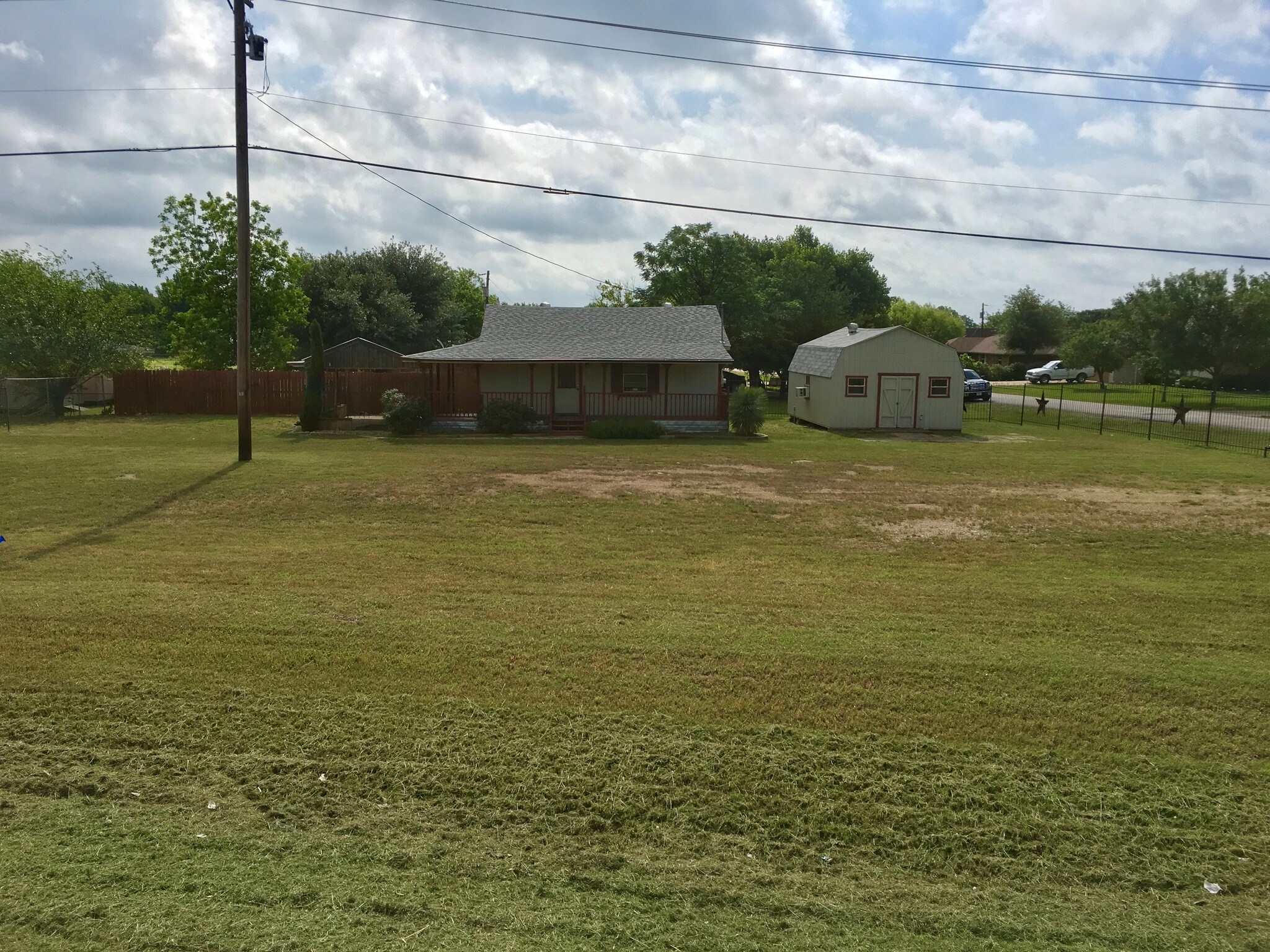 101 Tracy Ln, Waxahachie, TX for sale Building Photo- Image 1 of 1