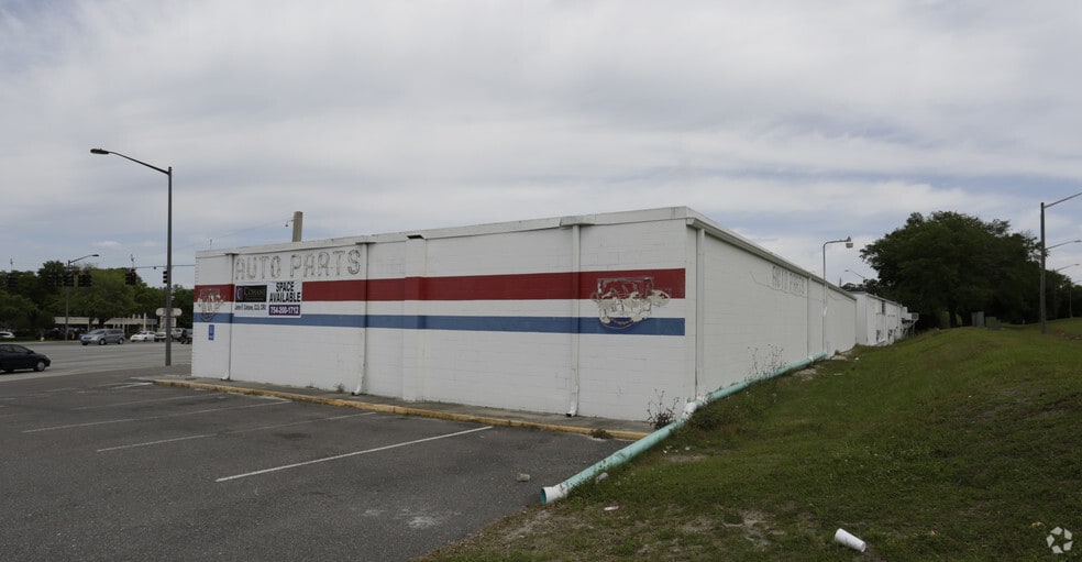 3333 SW Archer Rd, Gainesville, FL for lease - Building Photo - Image 2 of 10