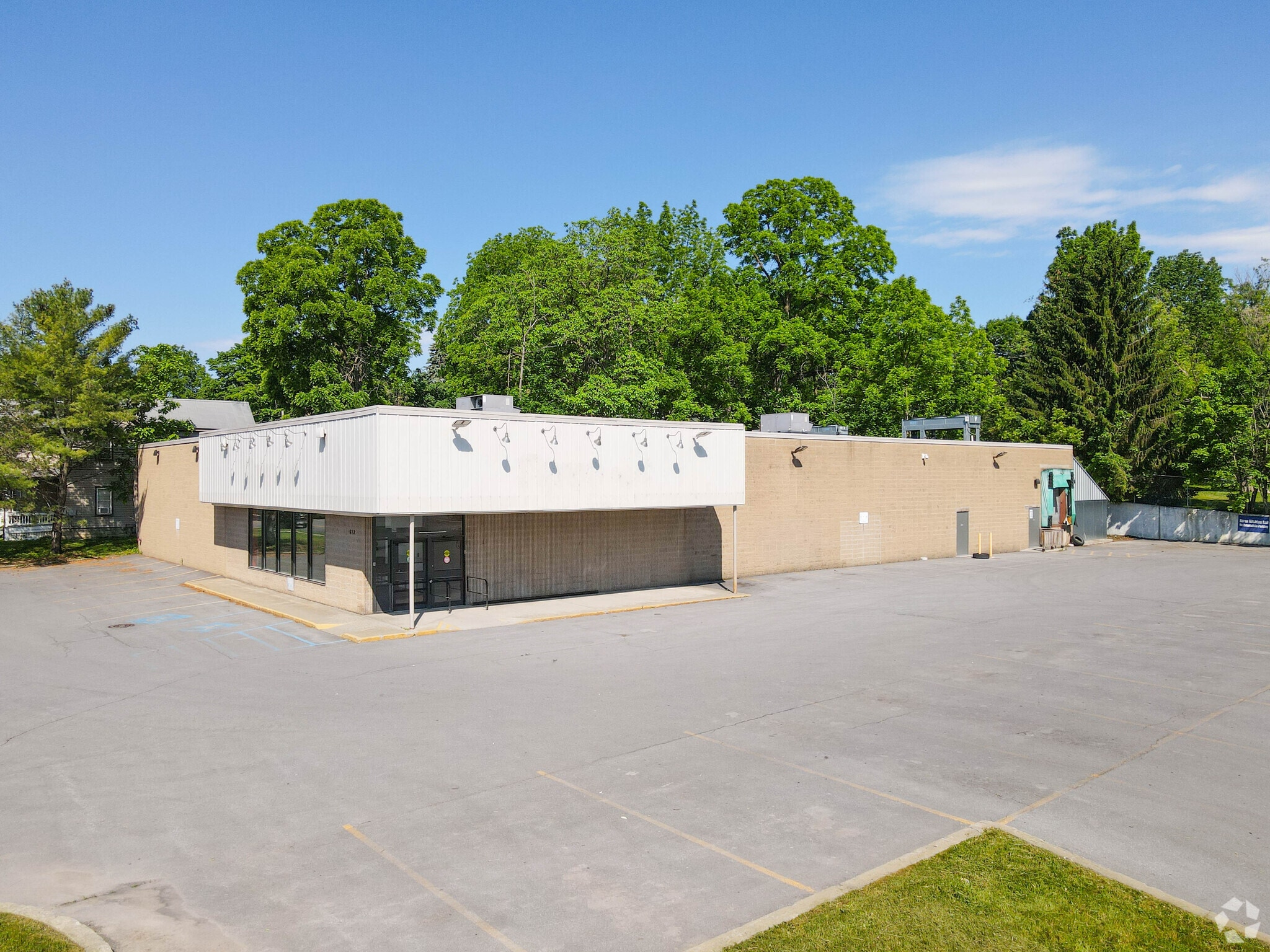 673 E Main St, Cobleskill, NY for sale Primary Photo- Image 1 of 1