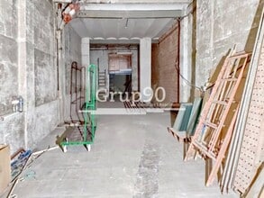 Retail in Lleida, Lérida for lease Interior Photo- Image 2 of 4