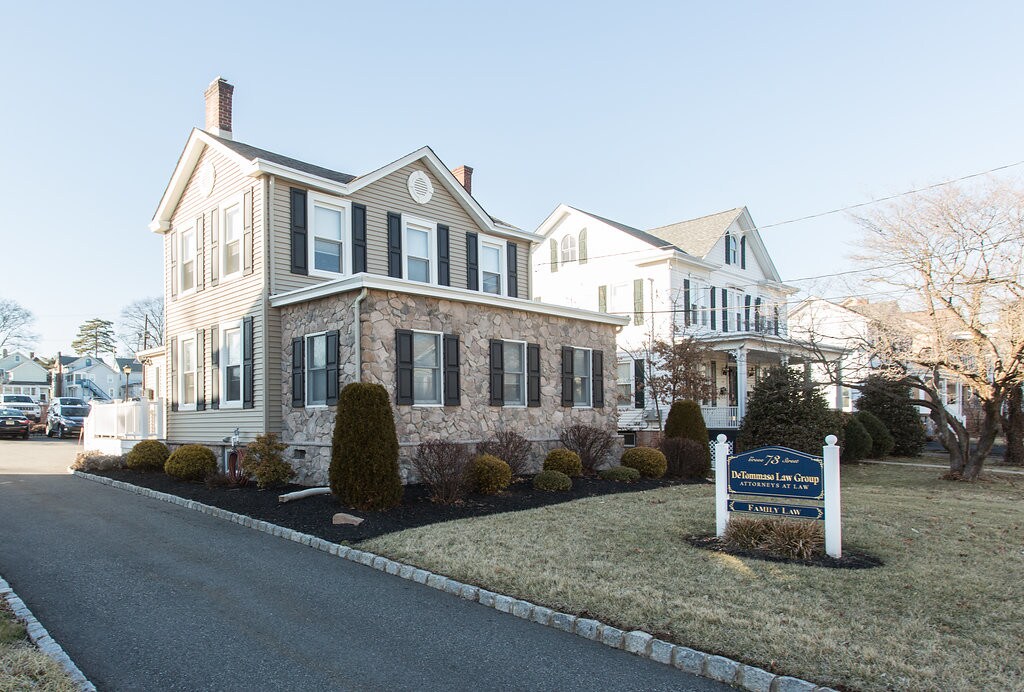 73 Grove St, Somerville, NJ 08876