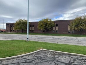 2533-2541 Rulon White Blvd, Ogden, UT for lease Interior Photo- Image 2 of 22