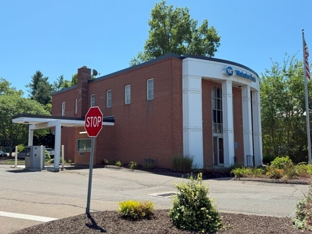 Unique investment opportunity portfolio of 3 properties for sale on LoopNet.com Building Photo- Image 1 of 9