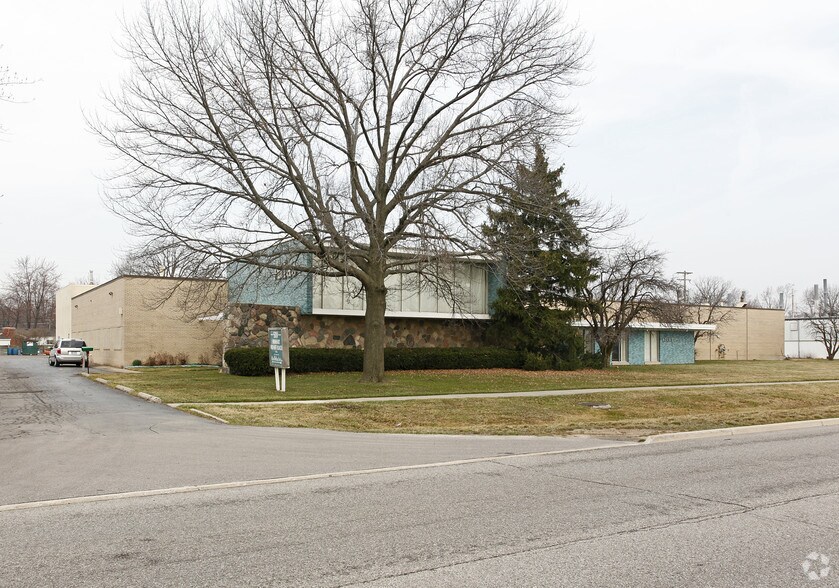 501 Stephenson Hwy, Troy, MI 48083 Industrial for Lease