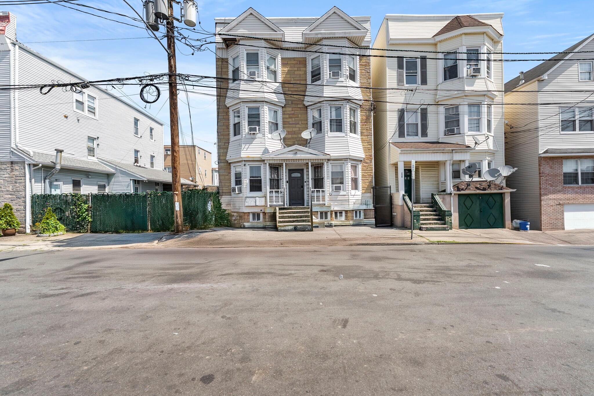 237 Astor St, Newark, NJ for sale Building Photo- Image 1 of 1