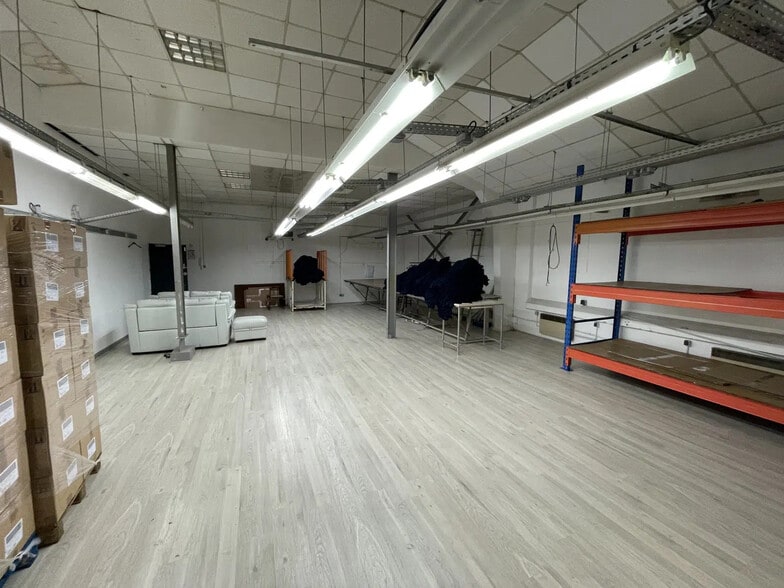 21 Rue De Stalingrad, Bobigny for lease - Interior Photo - Image 1 of 6