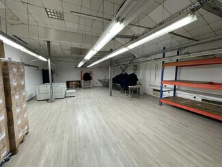 More details for 21 Rue De Stalingrad, Bobigny - Flex for Lease