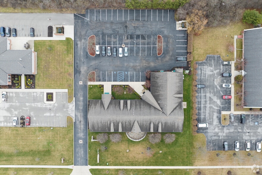 845 Commerce Dr, Perrysburg, OH for lease - Aerial - Image 3 of 4