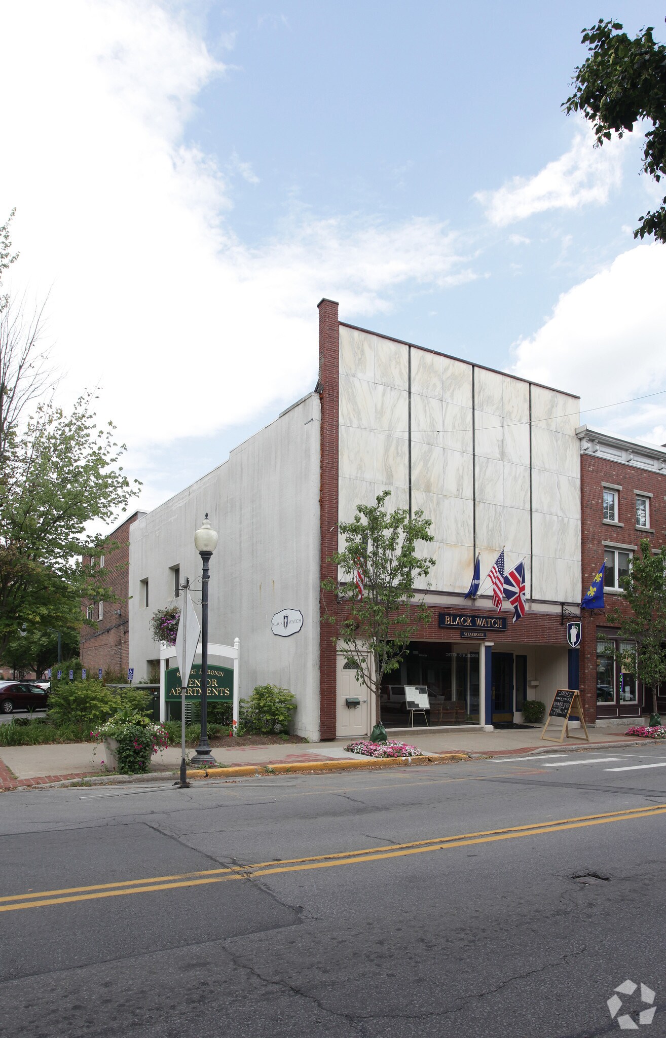 21 Ridge St, Glens Falls, NY for sale Primary Photo- Image 1 of 1