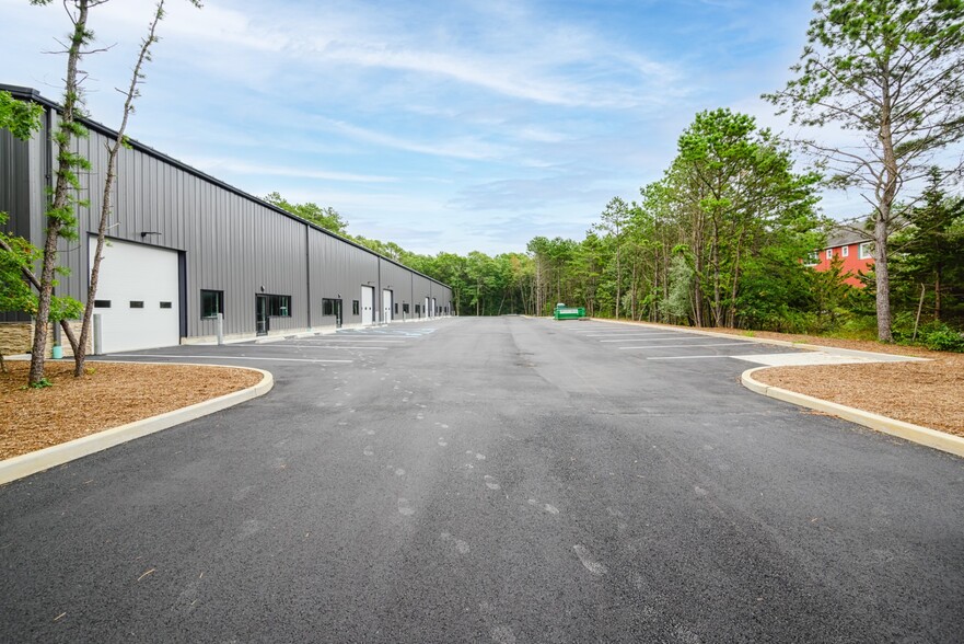 1408 Speonk Riverhead rd, Speonk, NY for lease - Building Photo - Image 1 of 15