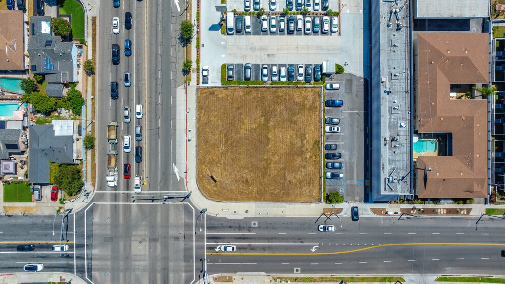 2150 Artesia Blvd, Torrance, CA for lease - Building Photo - Image 2 of 8