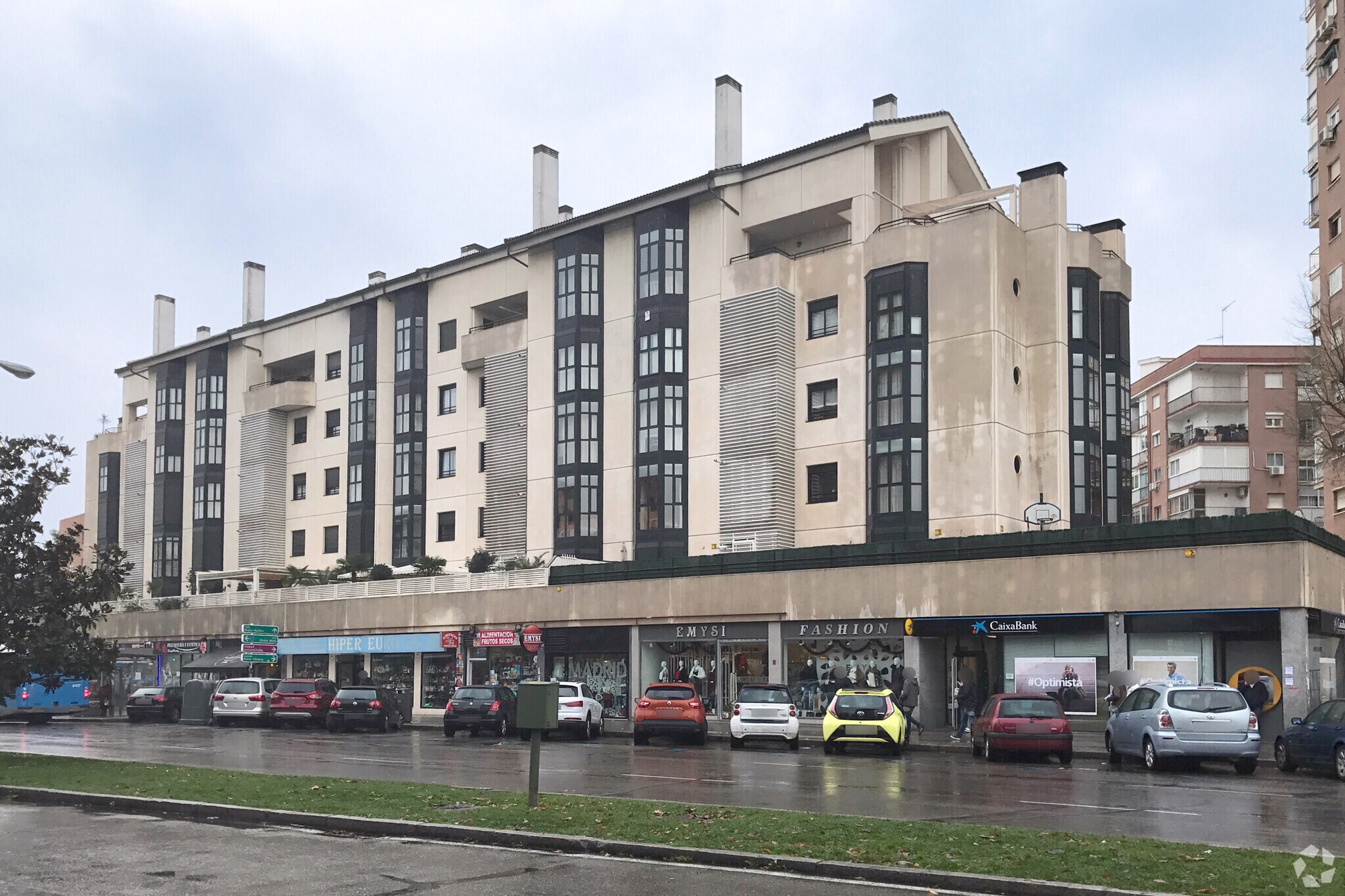  in Madrid, Madrid for sale Primary Photo- Image 1 of 1