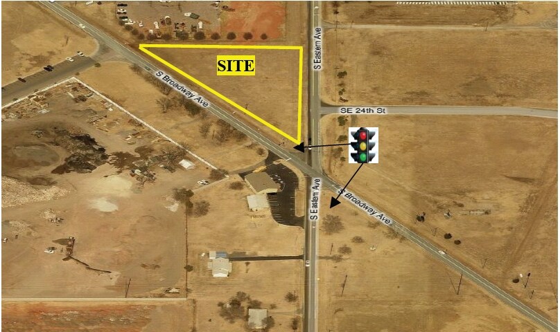 S Broadway Ave, Moore, OK for sale - Primary Photo - Image 1 of 1