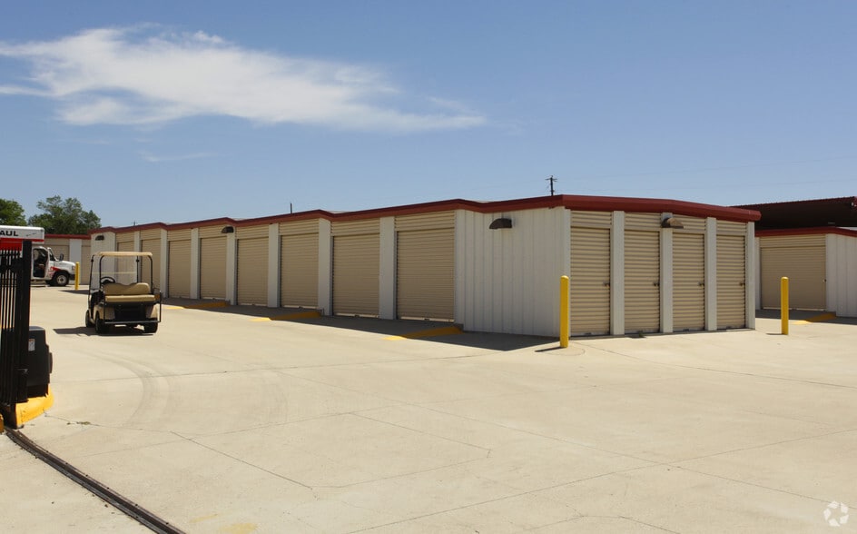 20217 FM 685, Pflugerville, TX for lease - Building Photo - Image 2 of 2