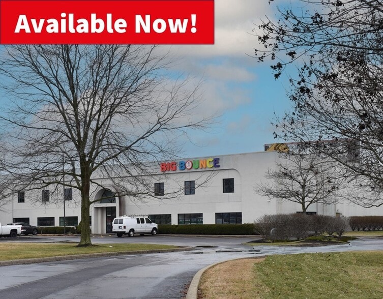 1645-1649 Gateway Cir, Grove City, OH for lease - Building Photo - Image 2 of 7