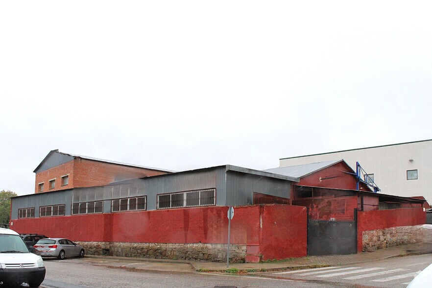 Industrial in Collado Mediano, Madrid for sale - Primary Photo - Image 1 of 9