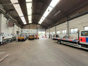 7 Greenhill Cres, Watford for lease Interior Photo- Image 2 of 6