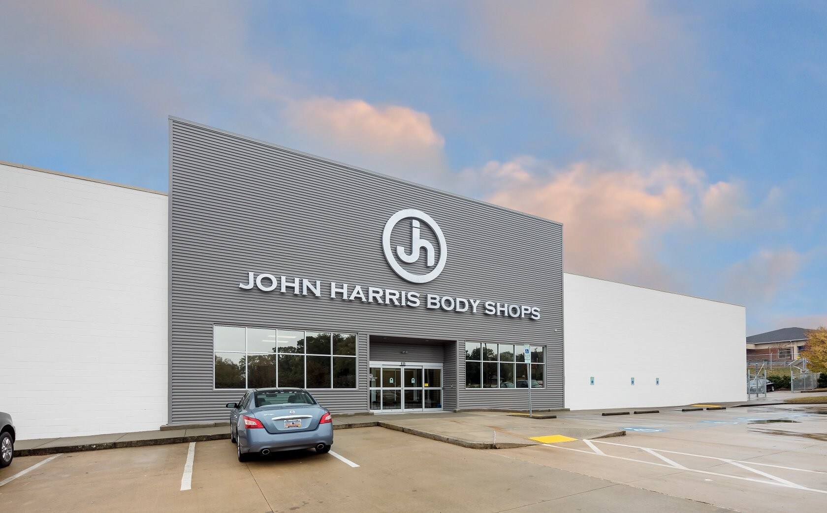 635 W Wade Hampton Blvd, Greer, SC for sale Building Photo- Image 1 of 1