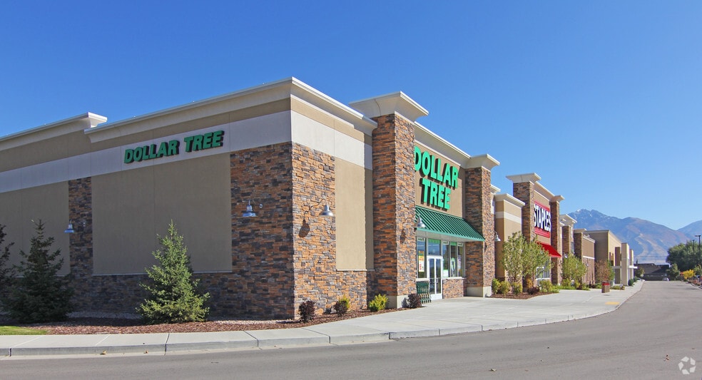 3651 W Market Center Dr, Riverton, UT for lease - Building Photo - Image 2 of 11