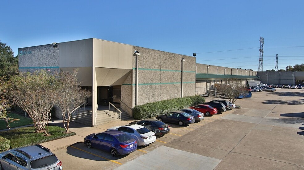 8353-8399 Kempwood Dr, Houston, TX for lease - Building Photo - Image 1 of 5
