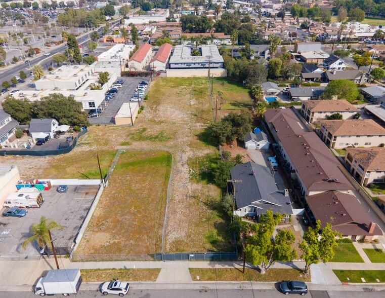 534 E Foothill Blvd, Azusa, CA for sale - Building Photo - Image 1 of 1