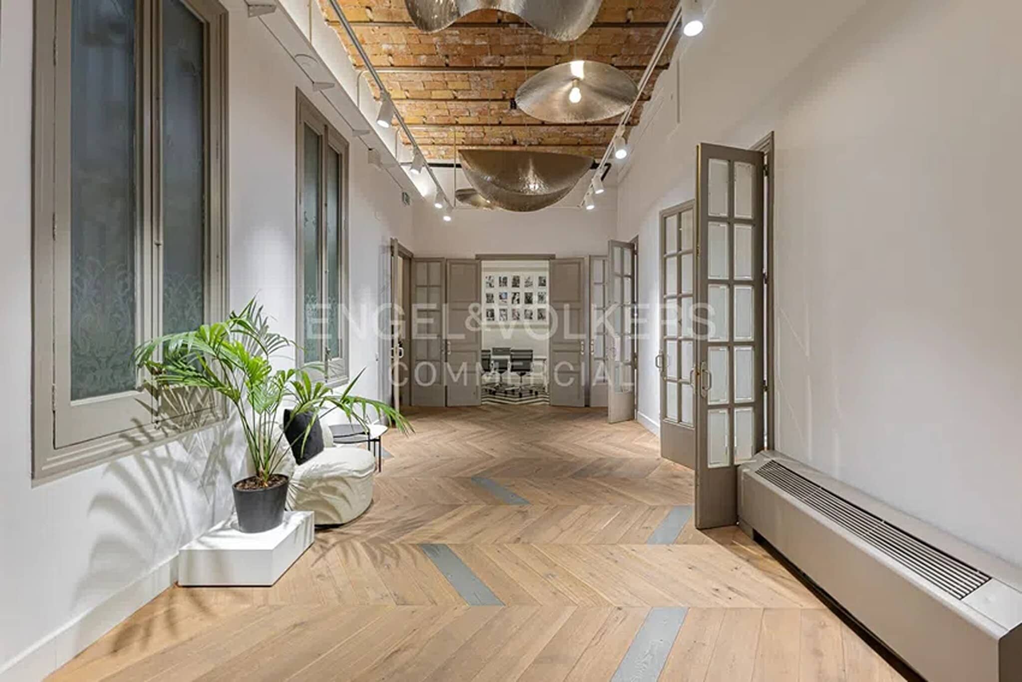 Passeig de Gràcia, Barcelona, Barcelona for lease Interior Photo- Image 1 of 1