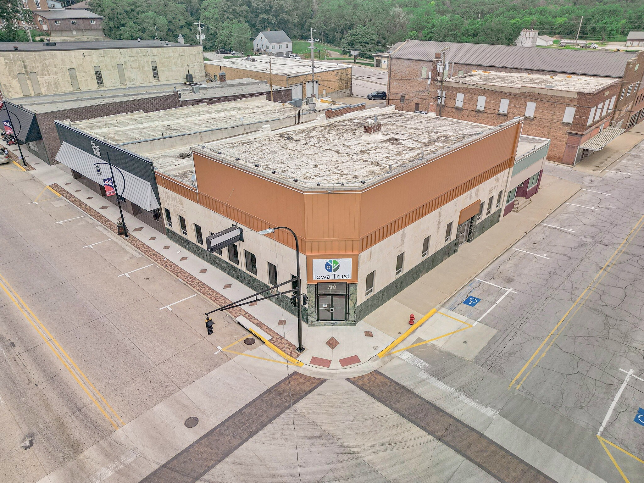 500 W Main St, Sac City, IA for sale Primary Photo- Image 1 of 1