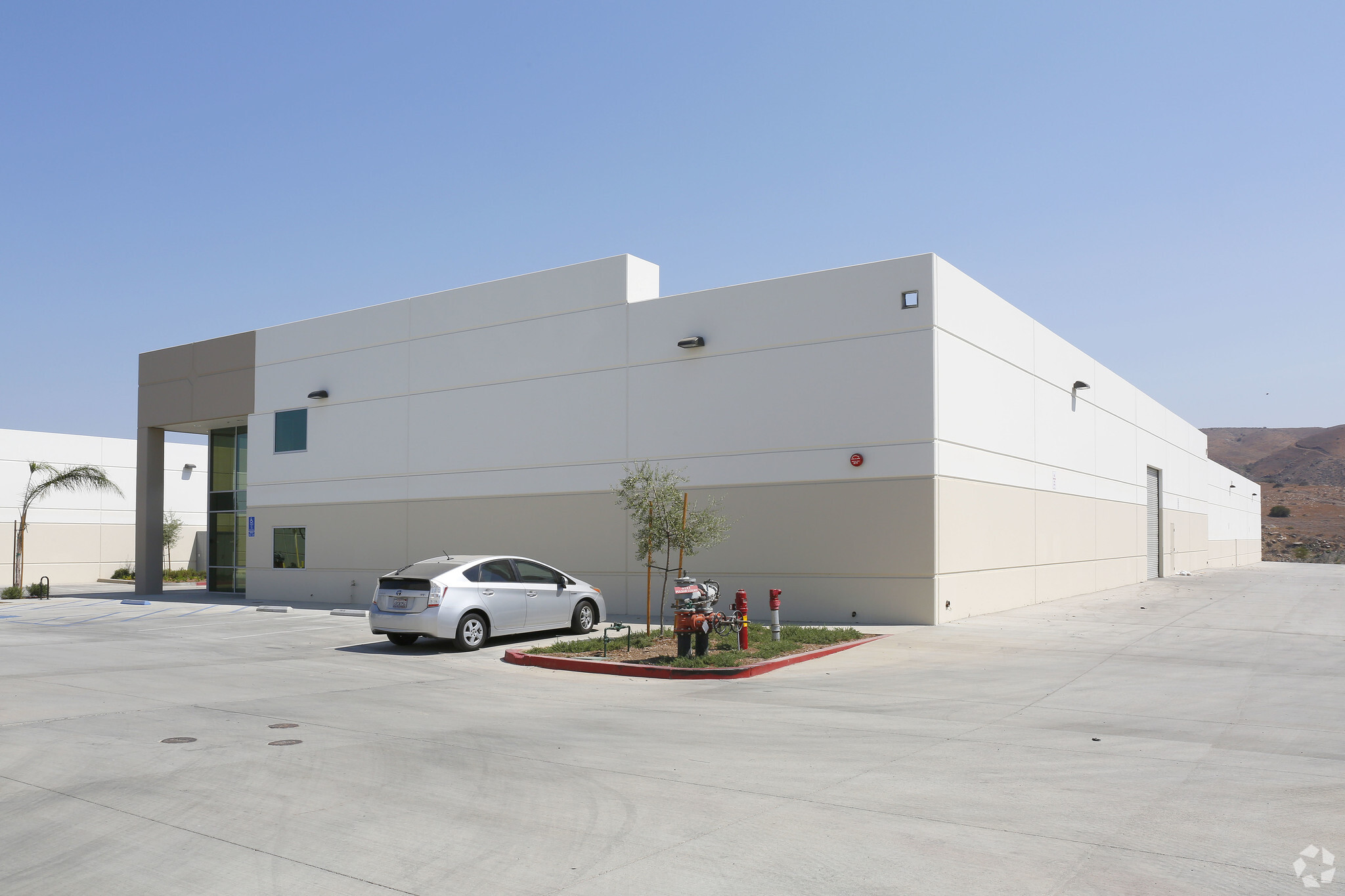 9121 Pulsar Ct, Corona, CA for lease Building Photo- Image 1 of 15