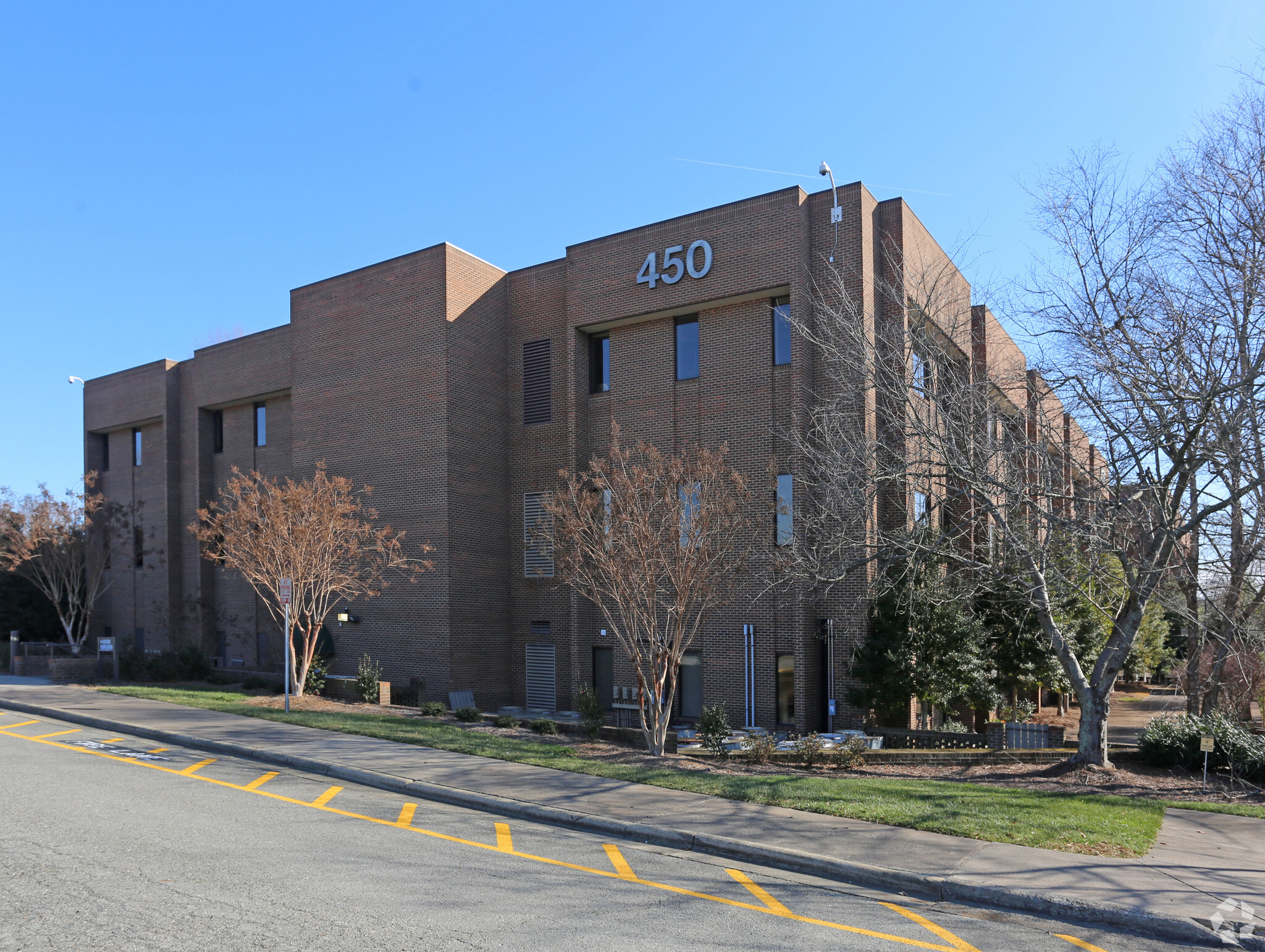 450 W Hanes Mill Rd, Winston-Salem, NC for sale Primary Photo- Image 1 of 1