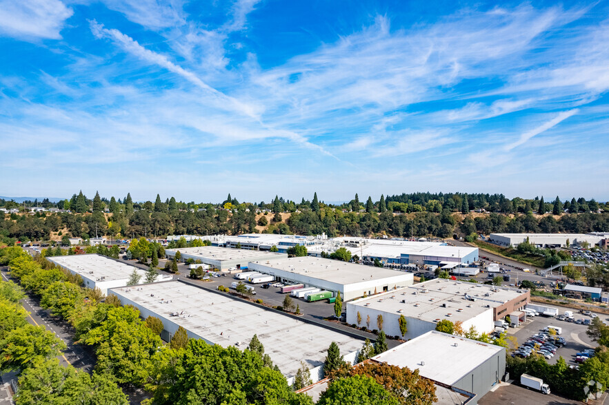 6650 N Basin Ave, Portland, OR for lease - Aerial - Image 2 of 14