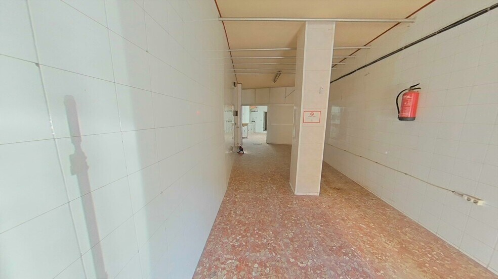 Retail in Andújar for sale - Building Photo - Image 2 of 22