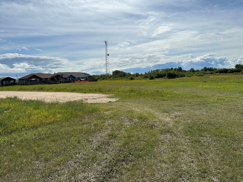 SE Wedgewood Pl, Gimli, MB R0C 1B0 Land for Sale