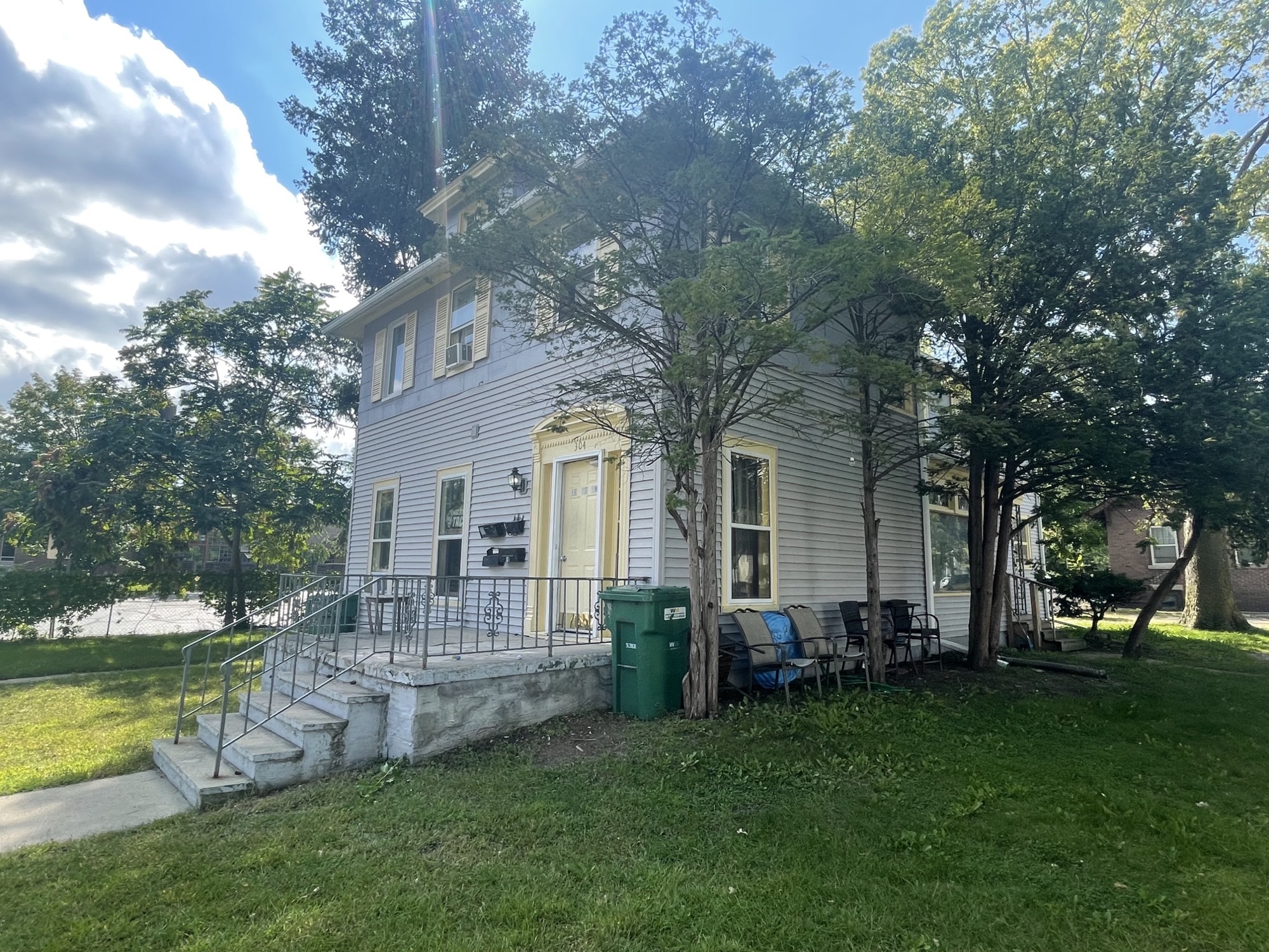 304 S Main St, Mount Pleasant, MI for sale Primary Photo- Image 1 of 4