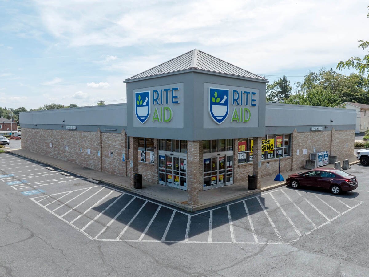 825 E Chestnut St, Lancaster, PA for lease Building Photo- Image 1 of 11